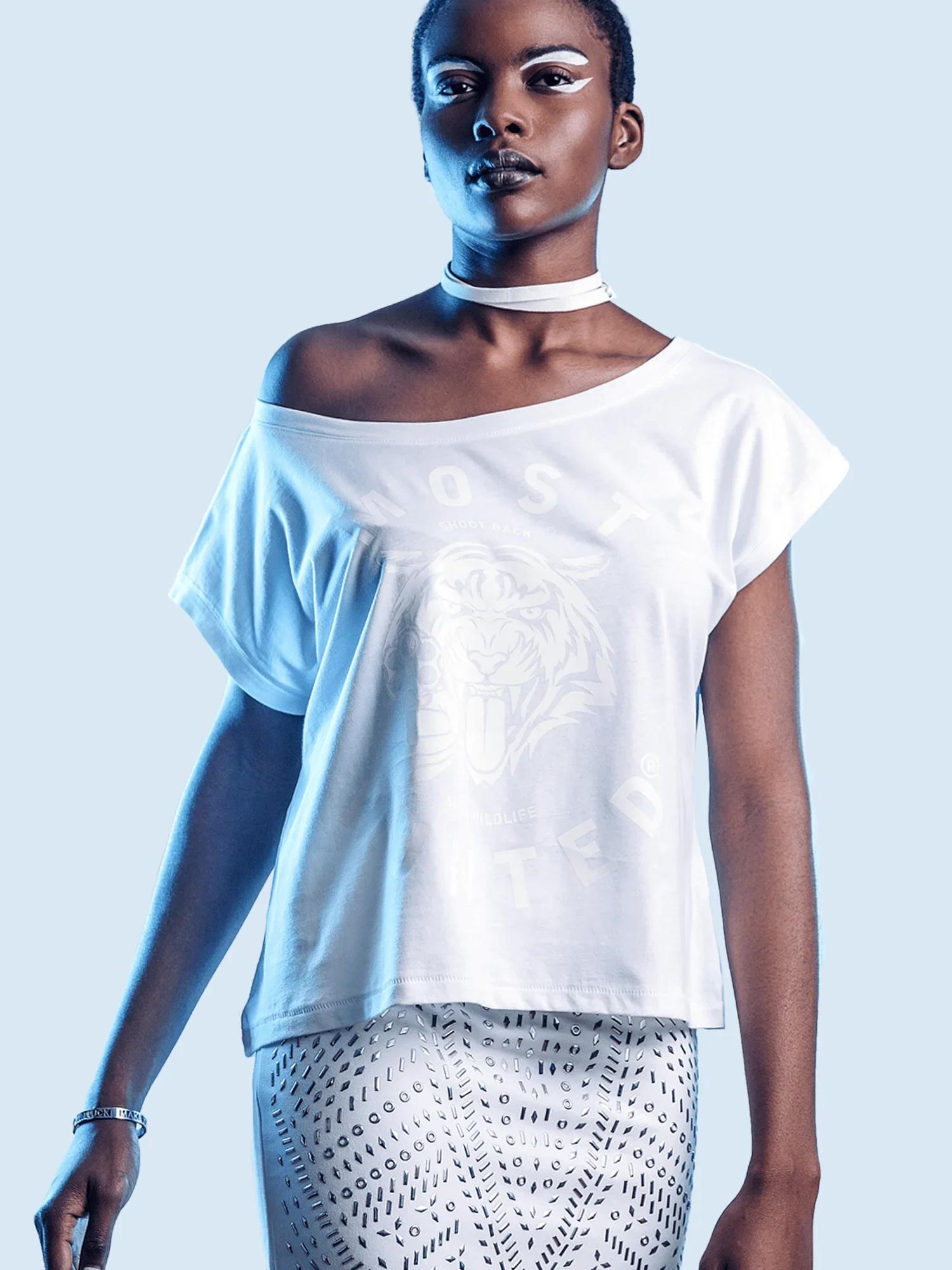 dames glow tijger off shoulder t-shirt wit