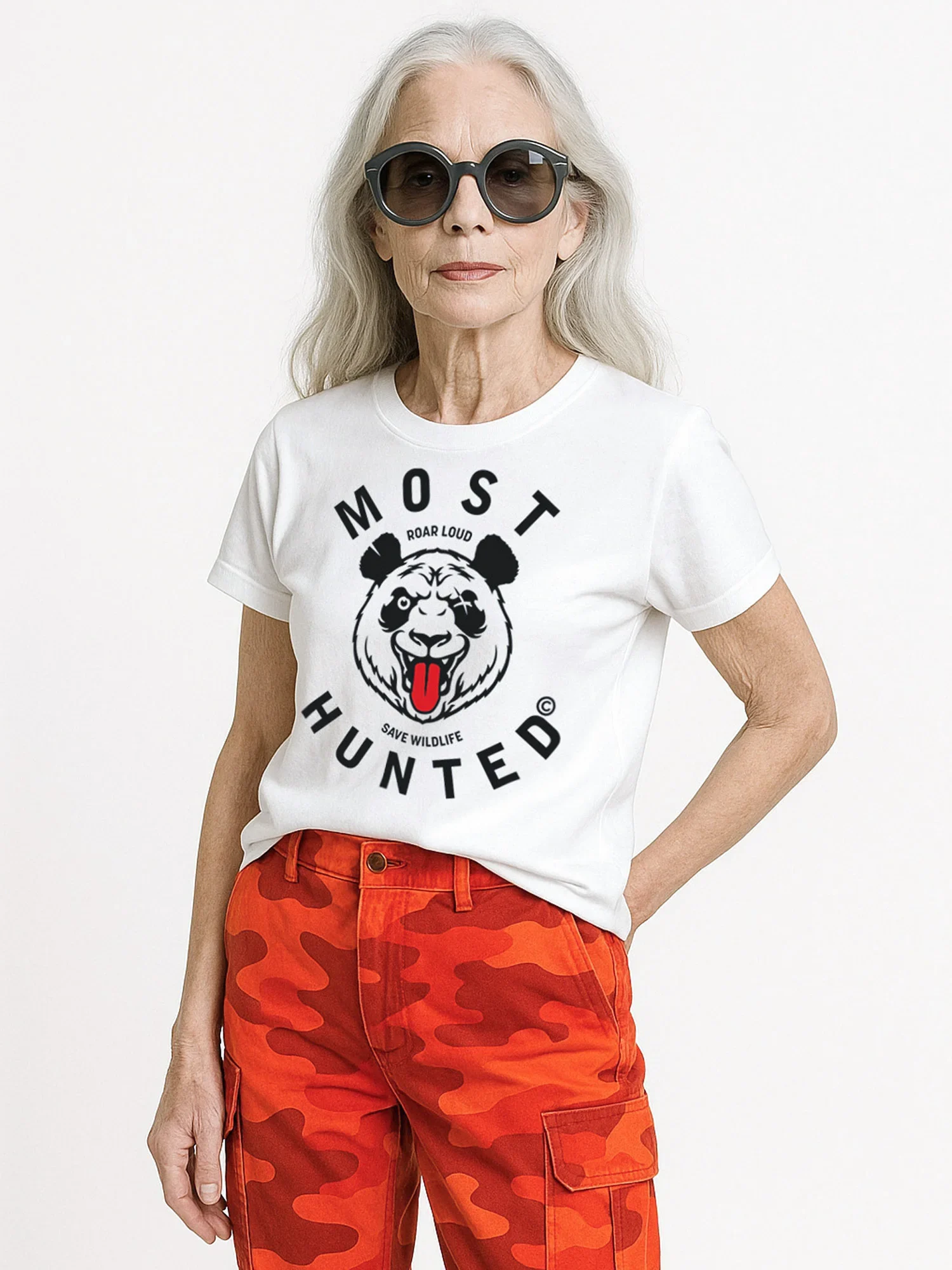 Dames T-shirt wit met grafische panda print op de borst – MOST HUNTED